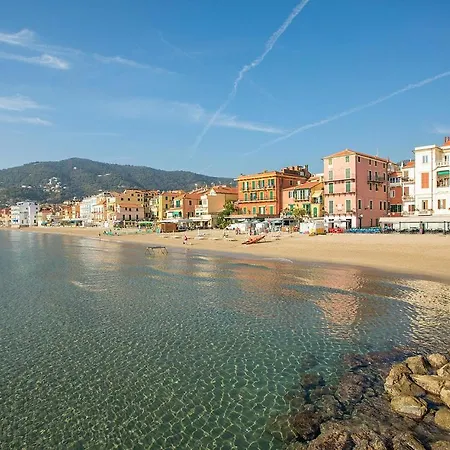 Amazing In With 2 Bedrooms And Wifi Διαμέρισμα